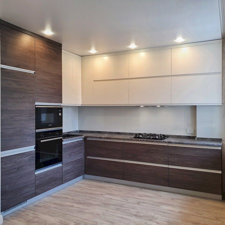 Белый кухонный гарнитур-Кухня из пластика «Модель 539»-фото1