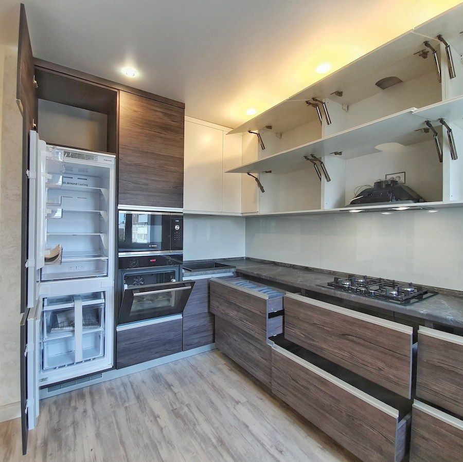 Белый кухонный гарнитур-Кухня из пластика «Модель 539»-фото3
